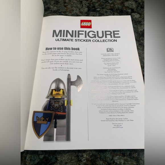 Rare♥️NWTs ultimate minifigure Lego sticker book 2010♥️ - Picture 3 of 12